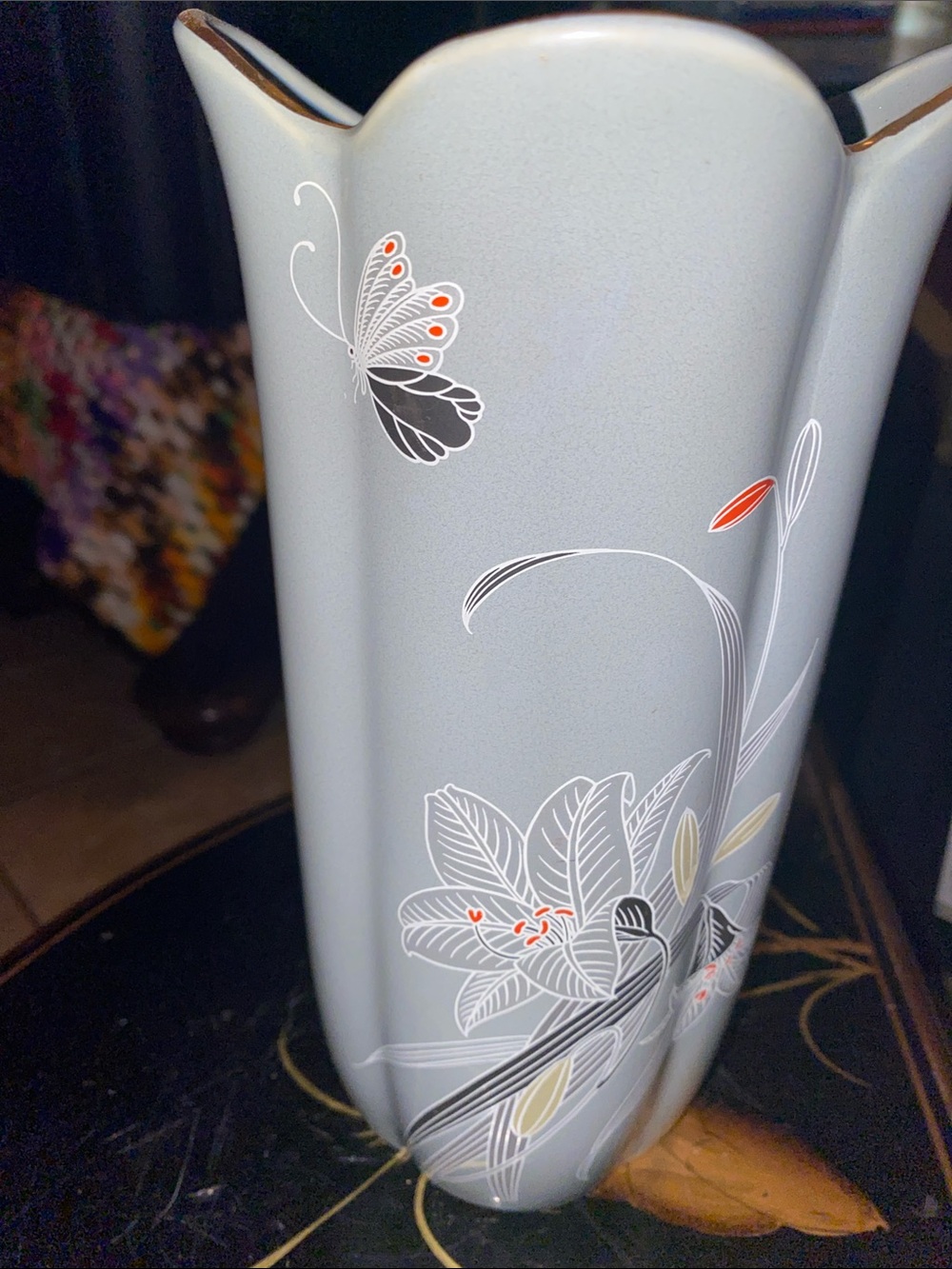 Vintage Fine China Vase Japan Gray White Lillies Butterfly Gold Trim - Picture 4 of 8